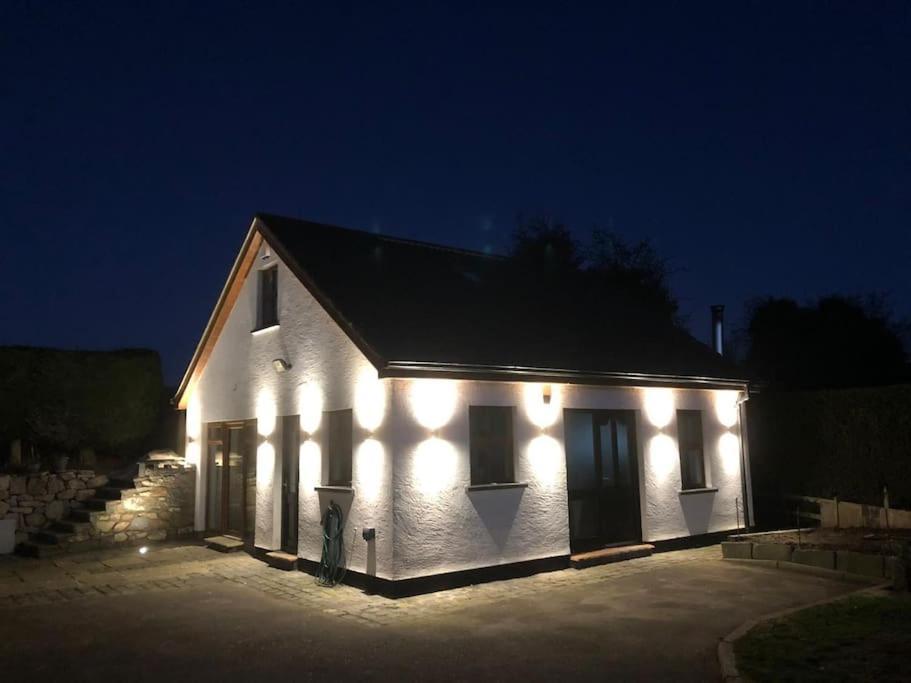 Country Cottage Close To The City. 뉴리 외부 사진